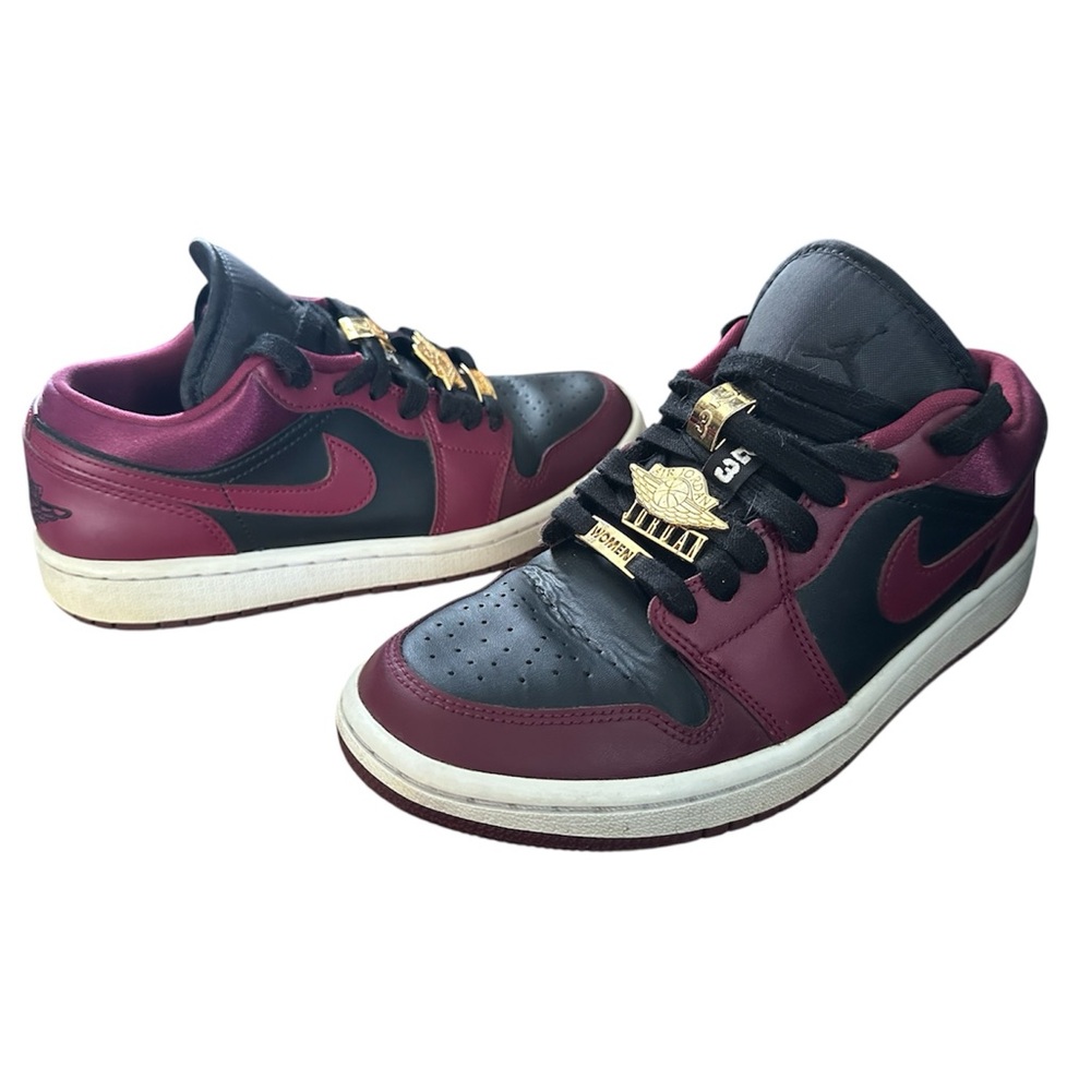 NIKE Air Jordan 1 Low SE